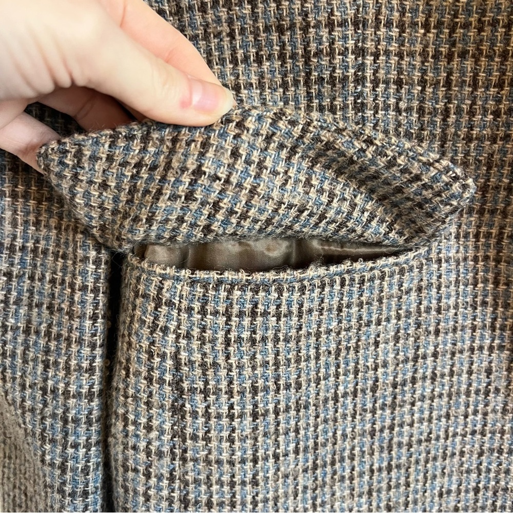 Vintage Wool Satin Lined Blazer - Picture 7 of 16
